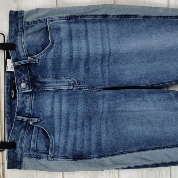 SIMPLY Vera Vera Wang Mid-Rise Straight Leg Jeans, Size 10 - Picture 2 of 14